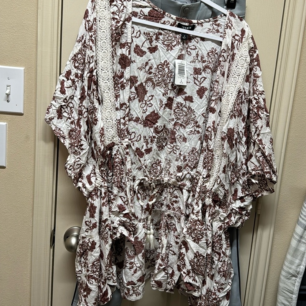 Torrid draped size 3 soft